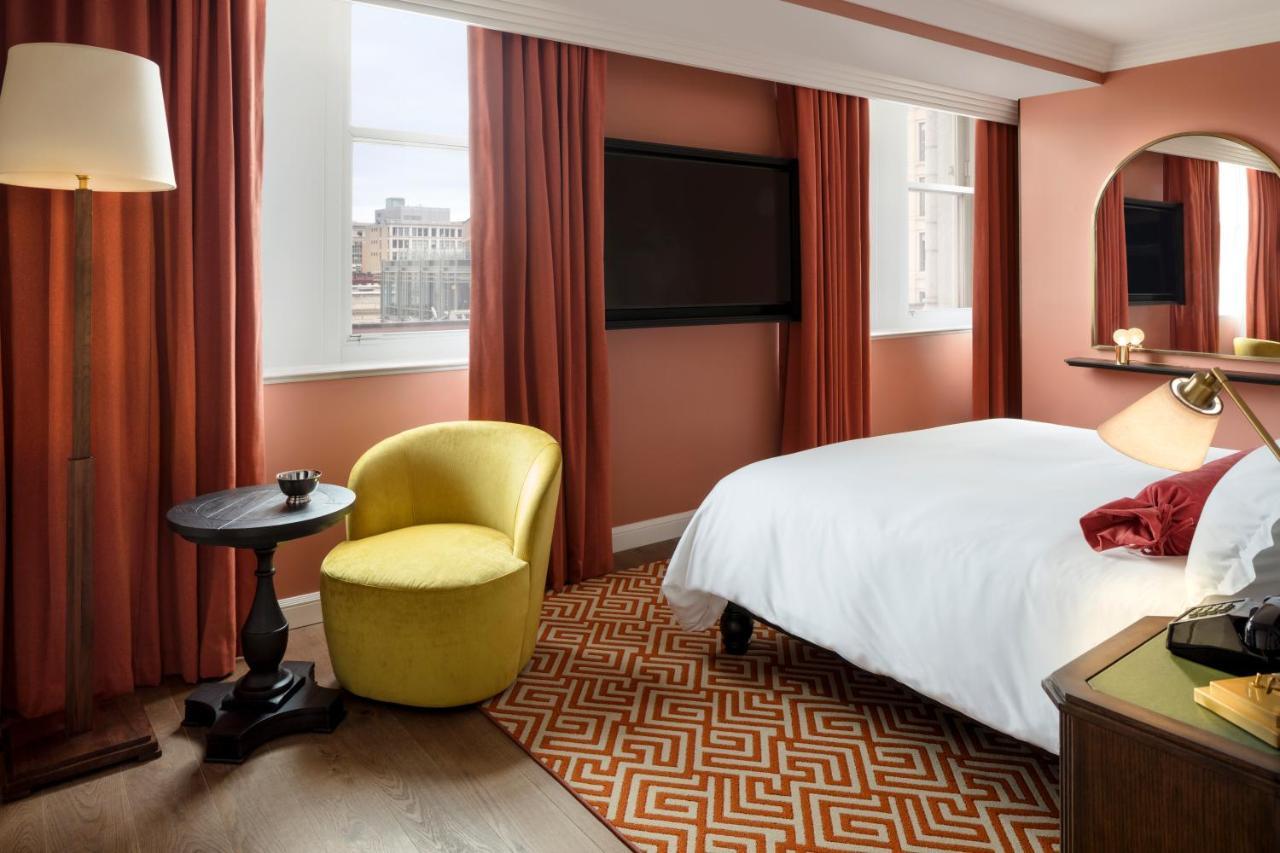 Riggs Washington Dc Hotel Exterior foto A bedroom at the hotel